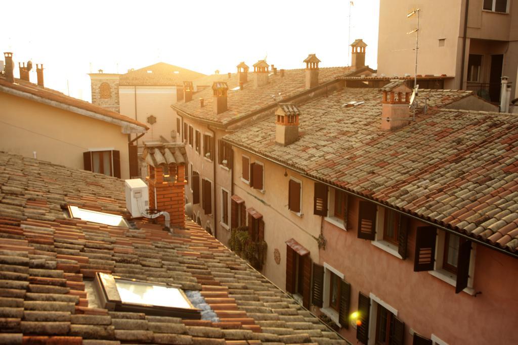 Mariposa Apartments Bardolino Camera foto