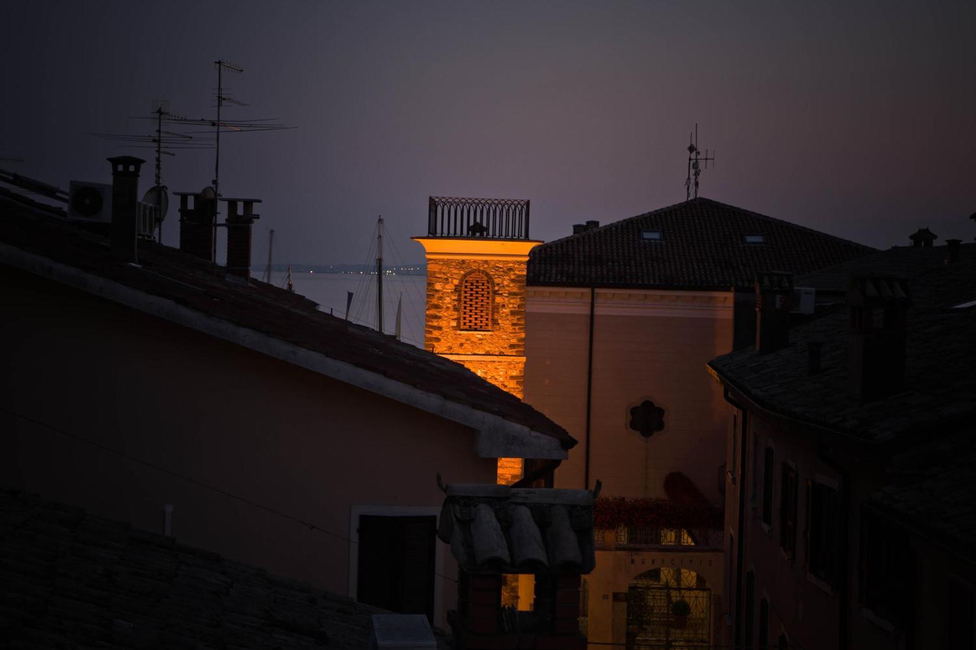 Mariposa Apartments Bardolino Esterno foto